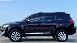Toyota Vanguard 2011 Maroon
