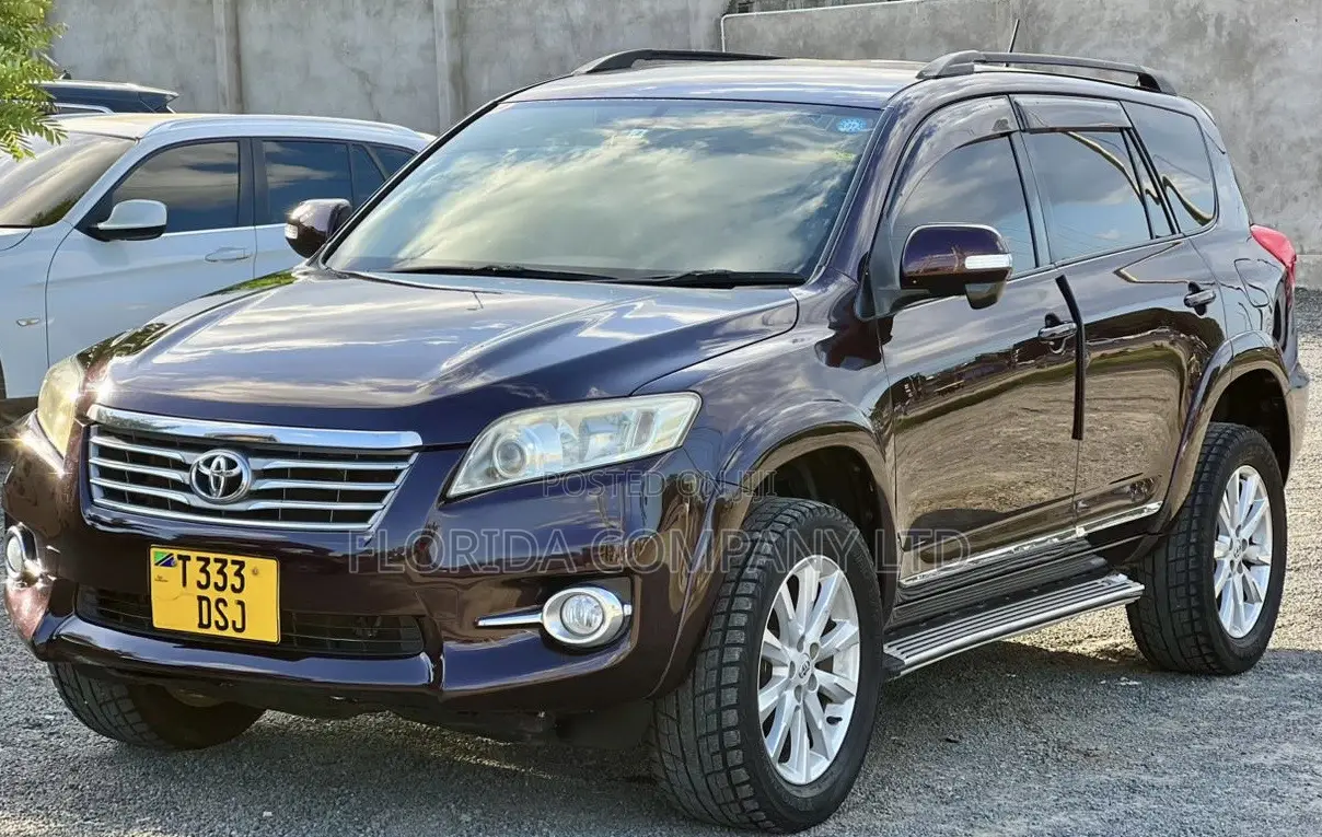 Toyota Vanguard 2011 Maroon
