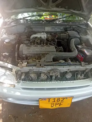 Toyota Starlet 2000 Silver