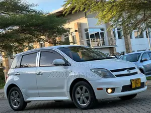 Toyota IST 2007 Pearl