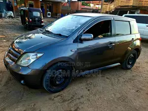 Toyota IST 2004 Black