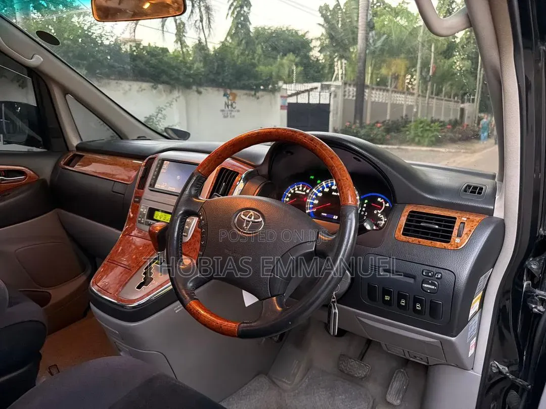 Toyota Alphard 2007 Black