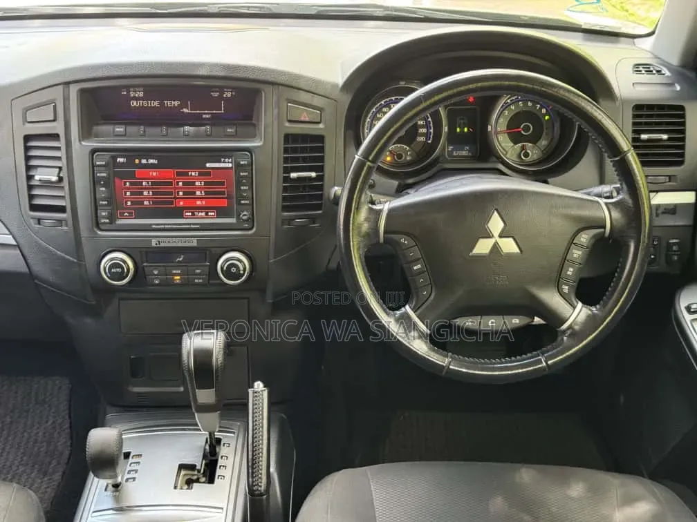 Mitsubishi Pajero 2009