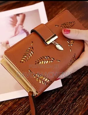 Woman Long Wallet