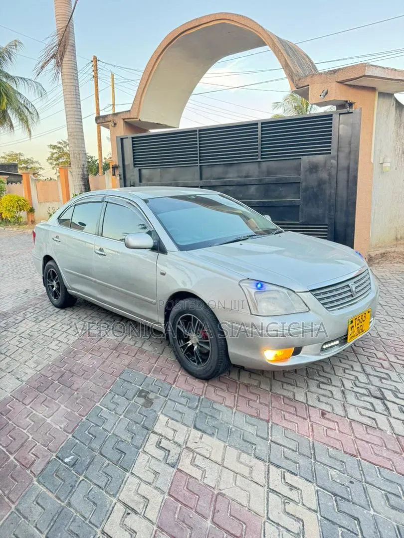 Toyota Premio 2004 Silver