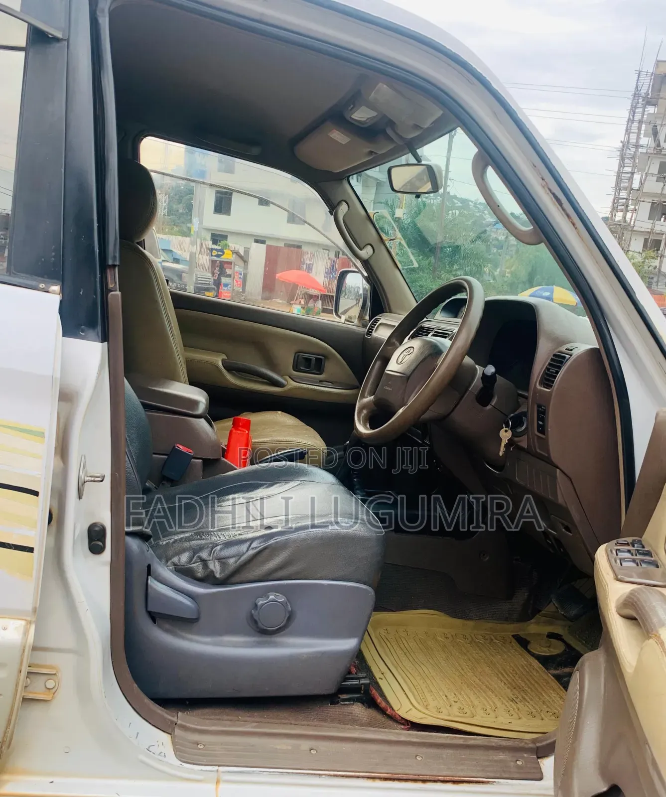 Toyota Land Cruiser Prado 2005 White