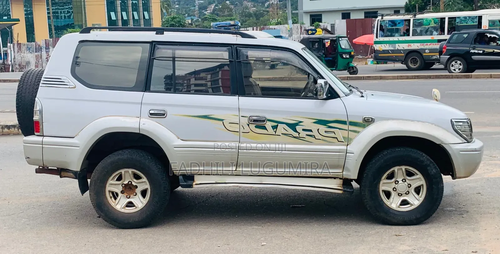 Toyota Land Cruiser Prado 2005 White