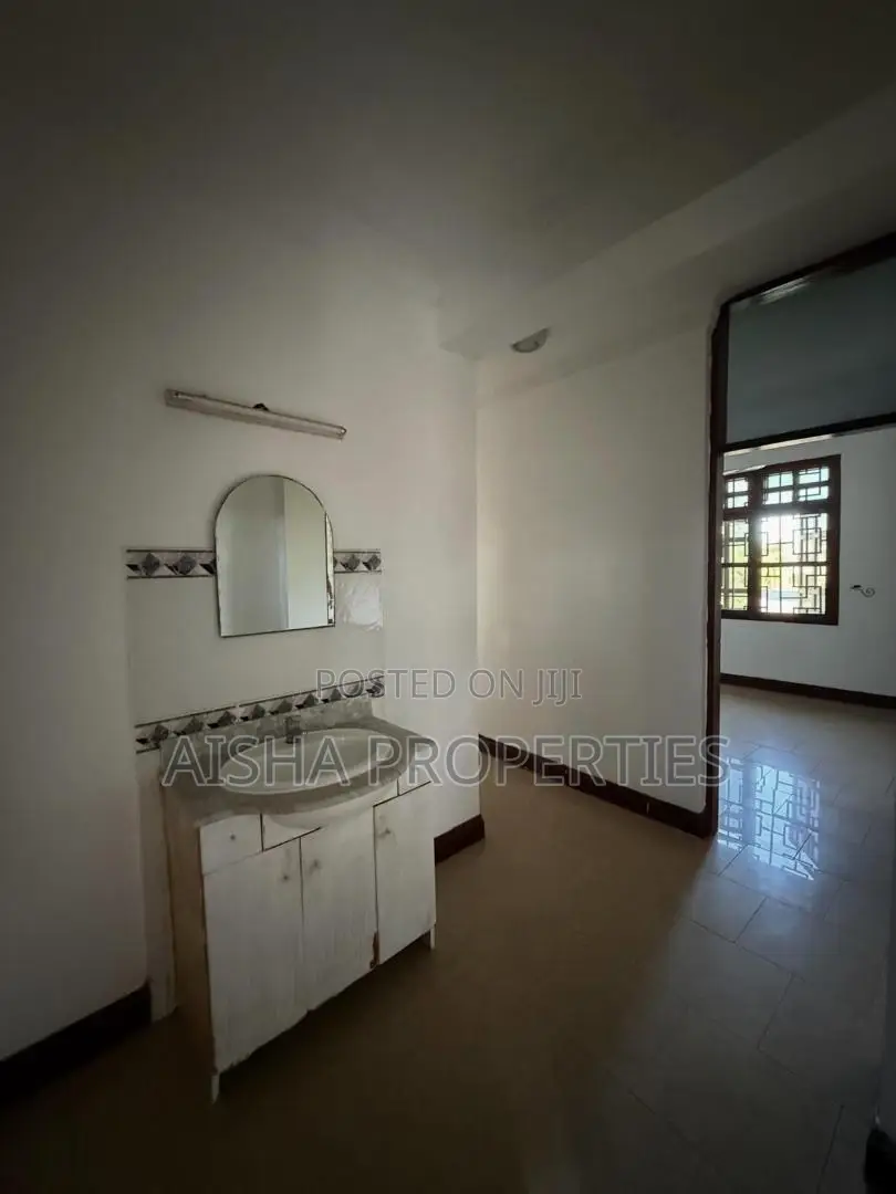 3bdrm Apartment in Masaki for rent