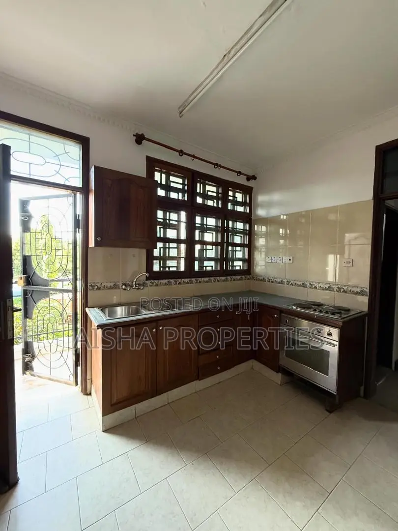 3bdrm Apartment in Masaki for rent