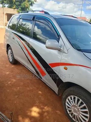 Toyota Gaia 2004 Silver