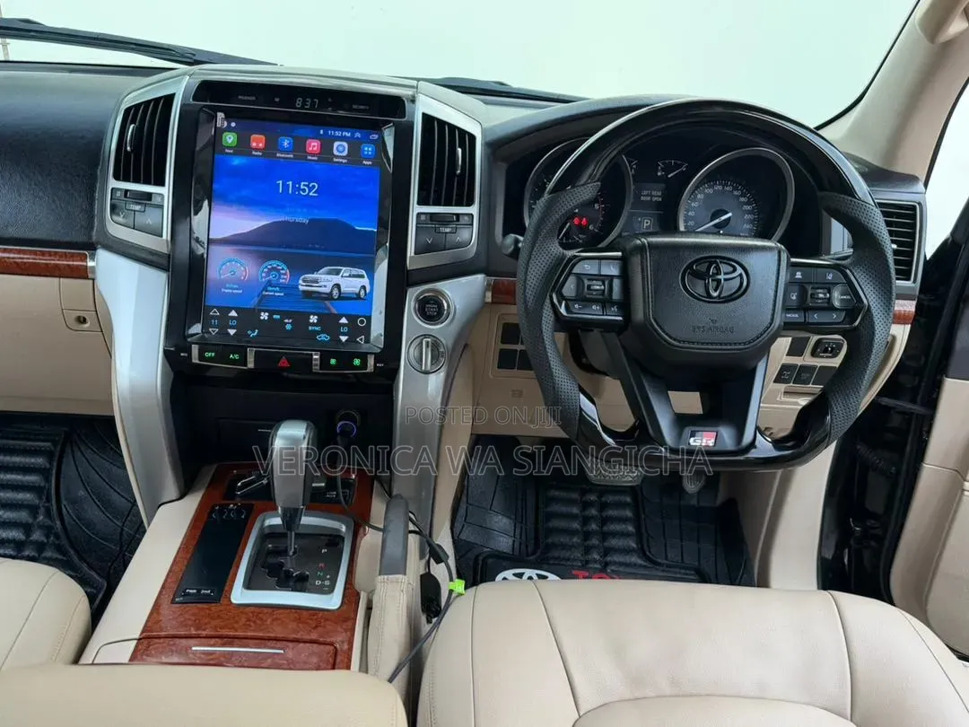 Toyota Land Cruiser Prado 2014 Black