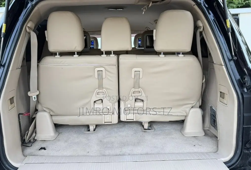 Toyota Land Cruiser 2014 Black