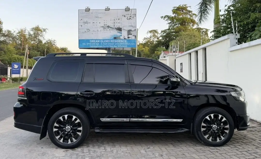 Toyota Land Cruiser 2014 Black