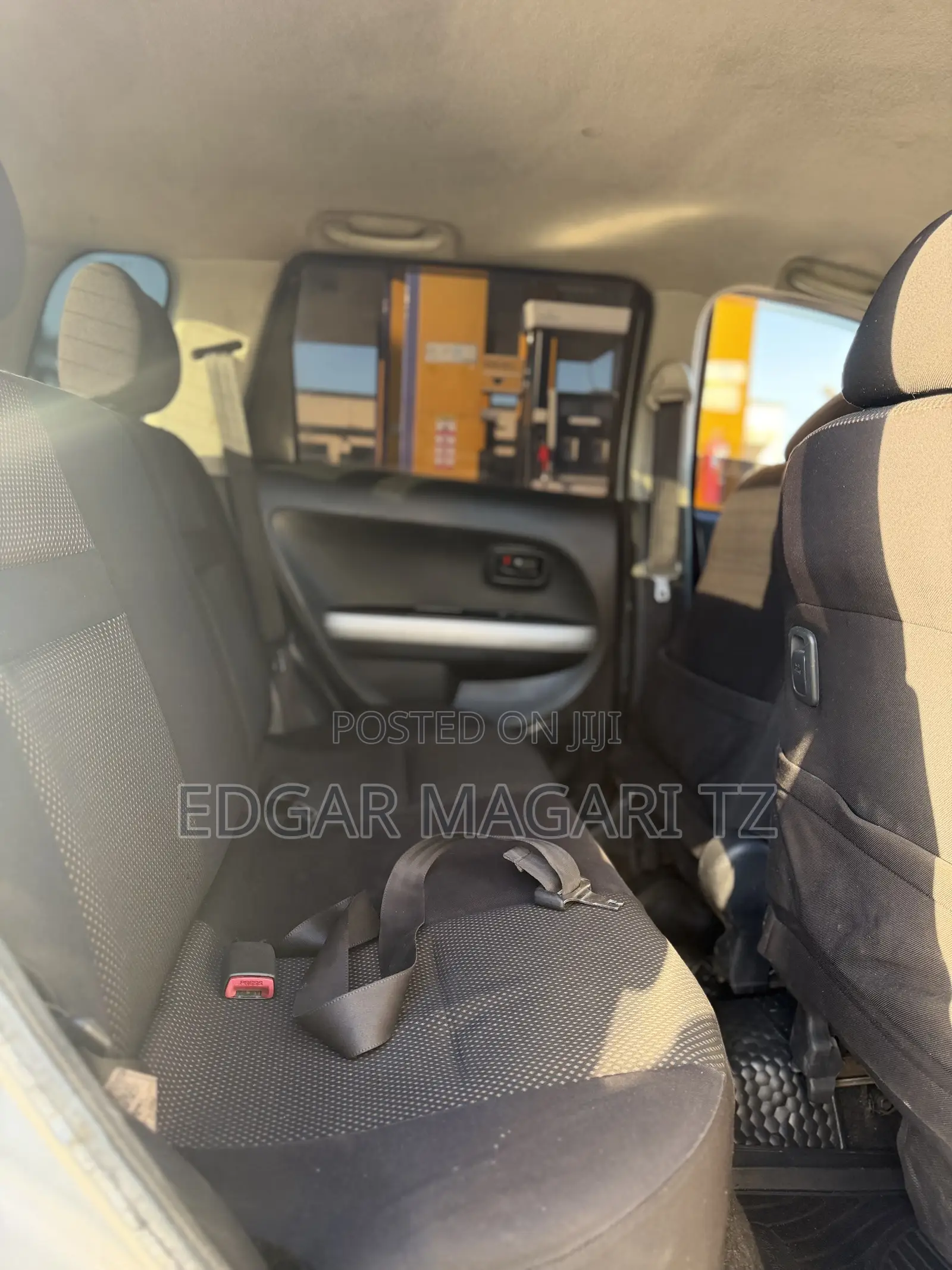 Toyota IST 2004 Silver
