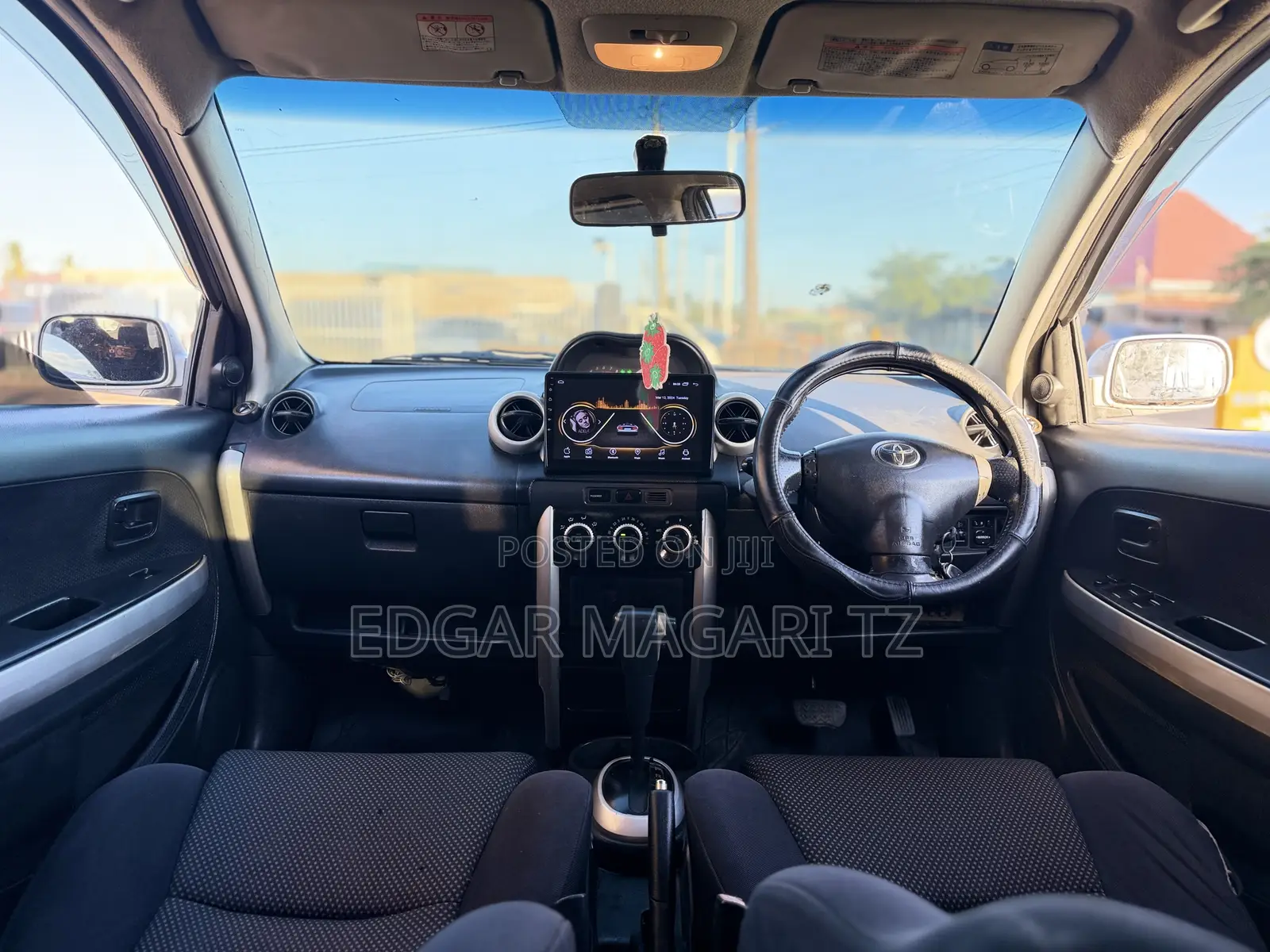 Toyota IST 2004 Silver