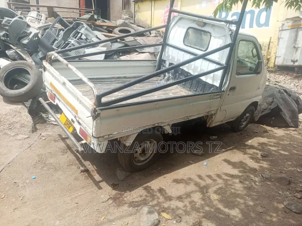 Suzuki Carry