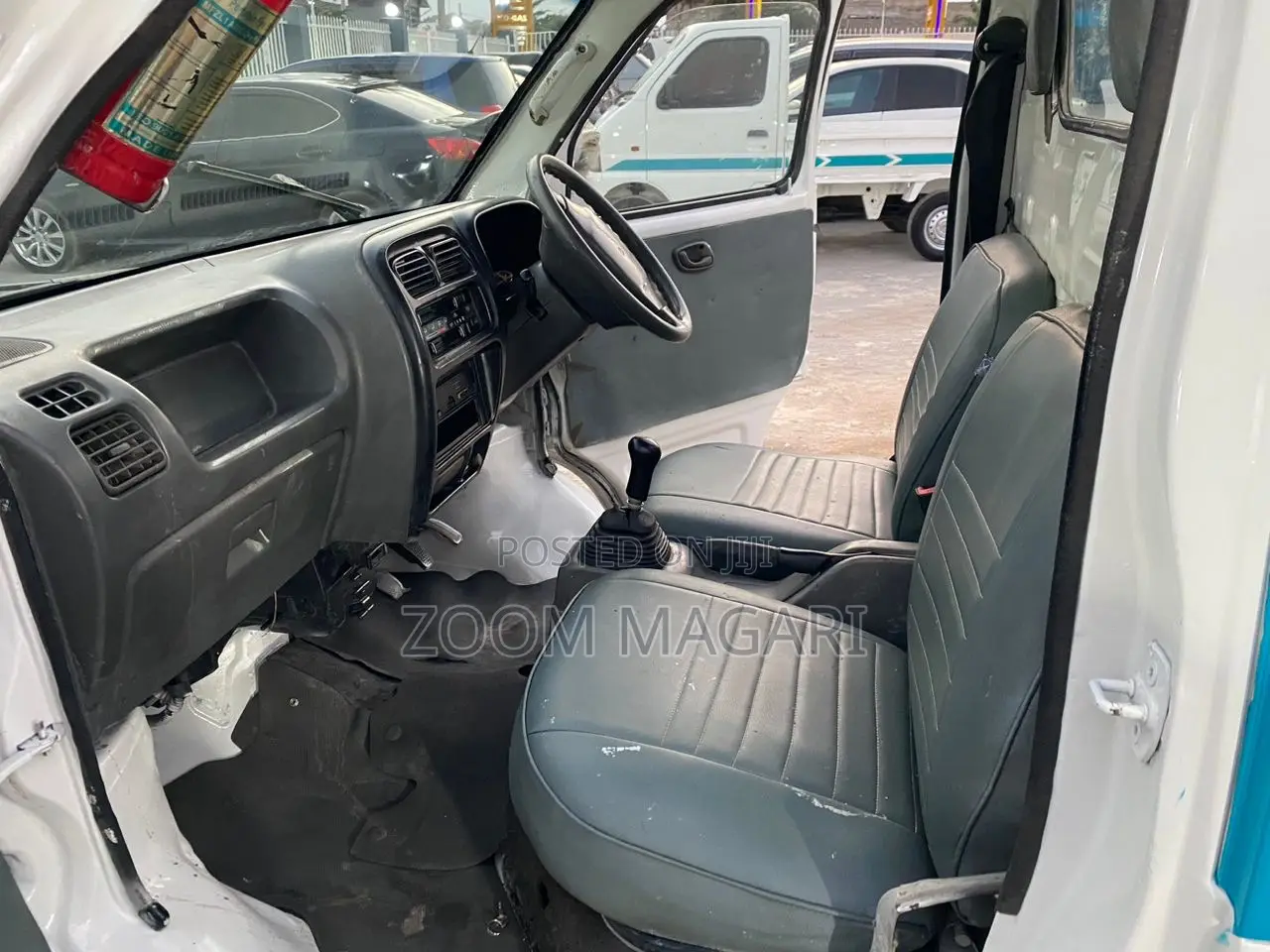 Suzuki Carry 1999 White