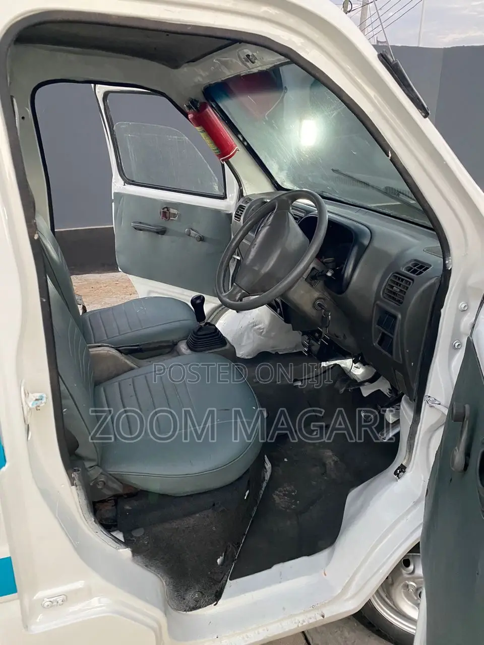 Suzuki Carry 1999 White