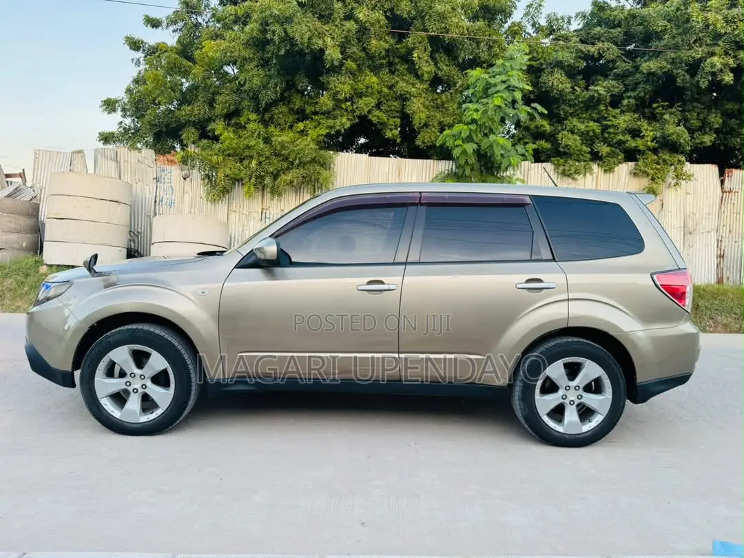 Subaru Forester 2009 Gold