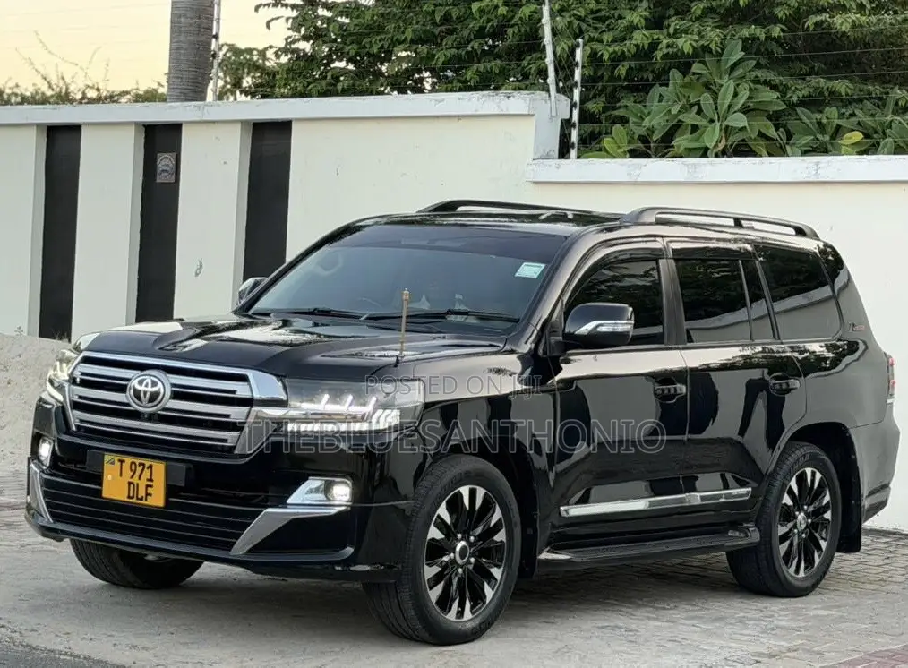 Toyota Land Cruiser 2014 Black