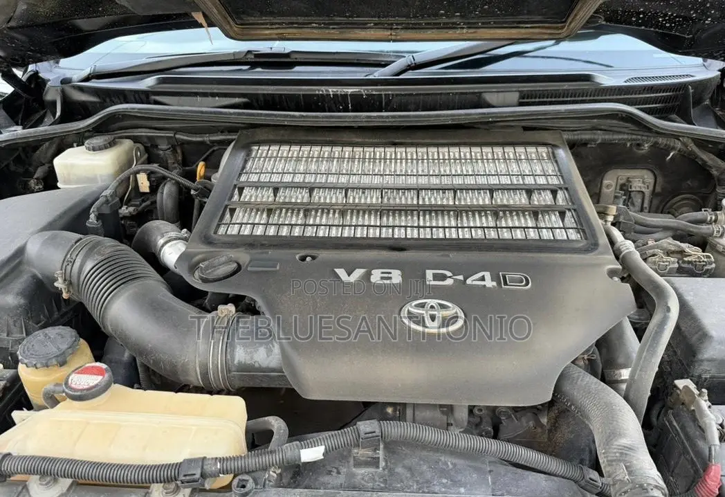 Toyota Land Cruiser 2014 Black