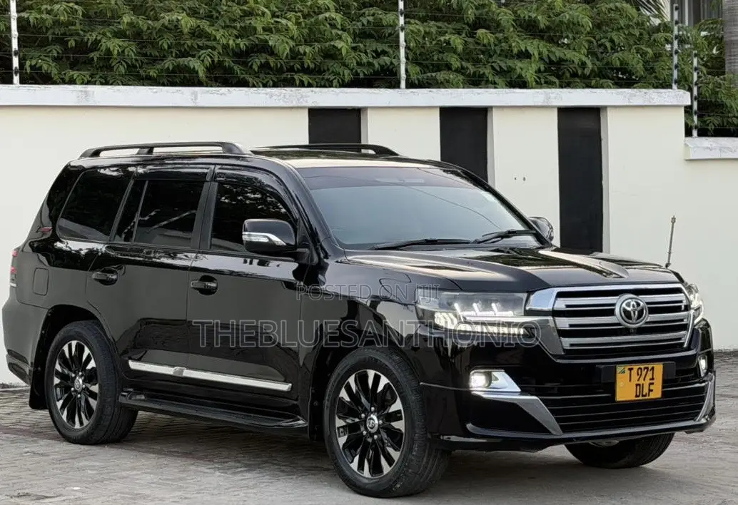 Toyota Land Cruiser 2014 Black