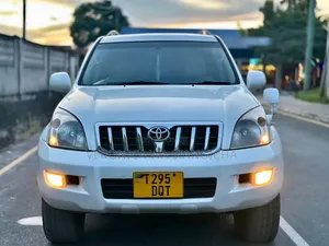 Toyota Land Cruiser Prado 2006 White
