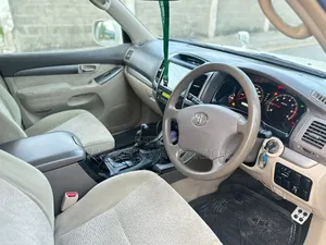 Toyota Land Cruiser Prado 2006 White