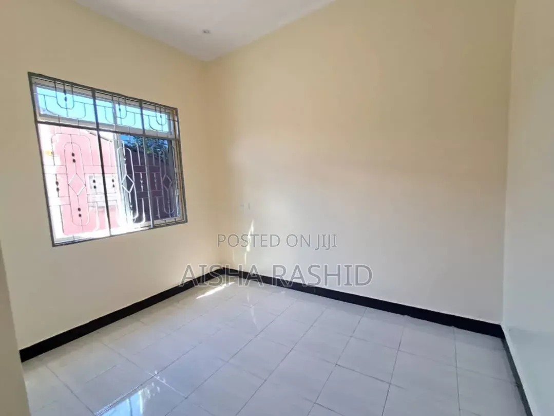 1bdrm Apartment in Kimara for rent