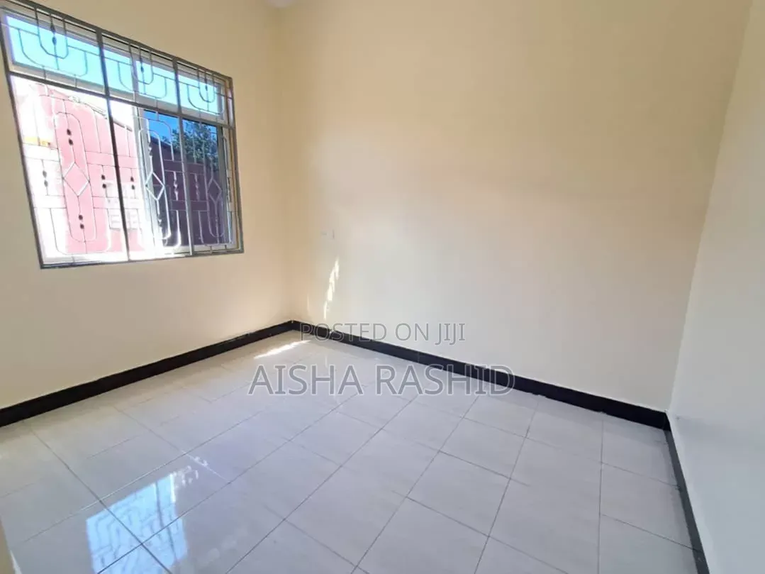 1bdrm Apartment in Kimara for rent