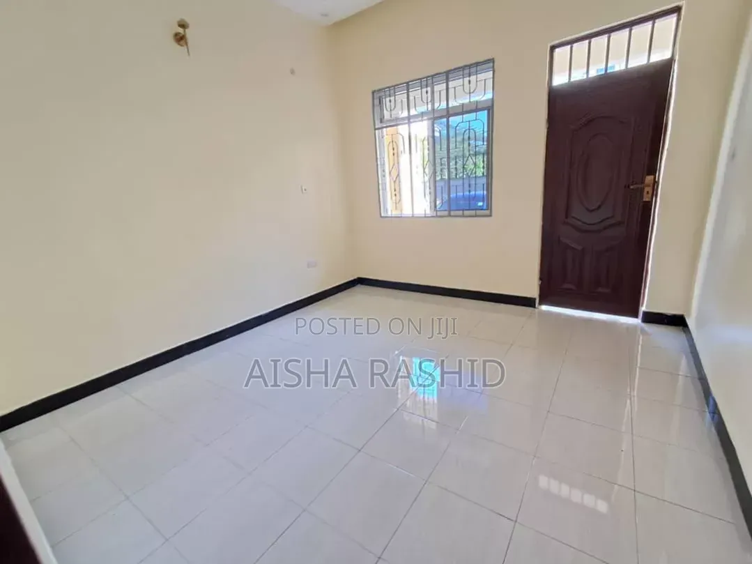 1bdrm Apartment in Kimara for rent
