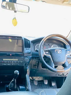 Toyota Land Cruiser 2013 Black