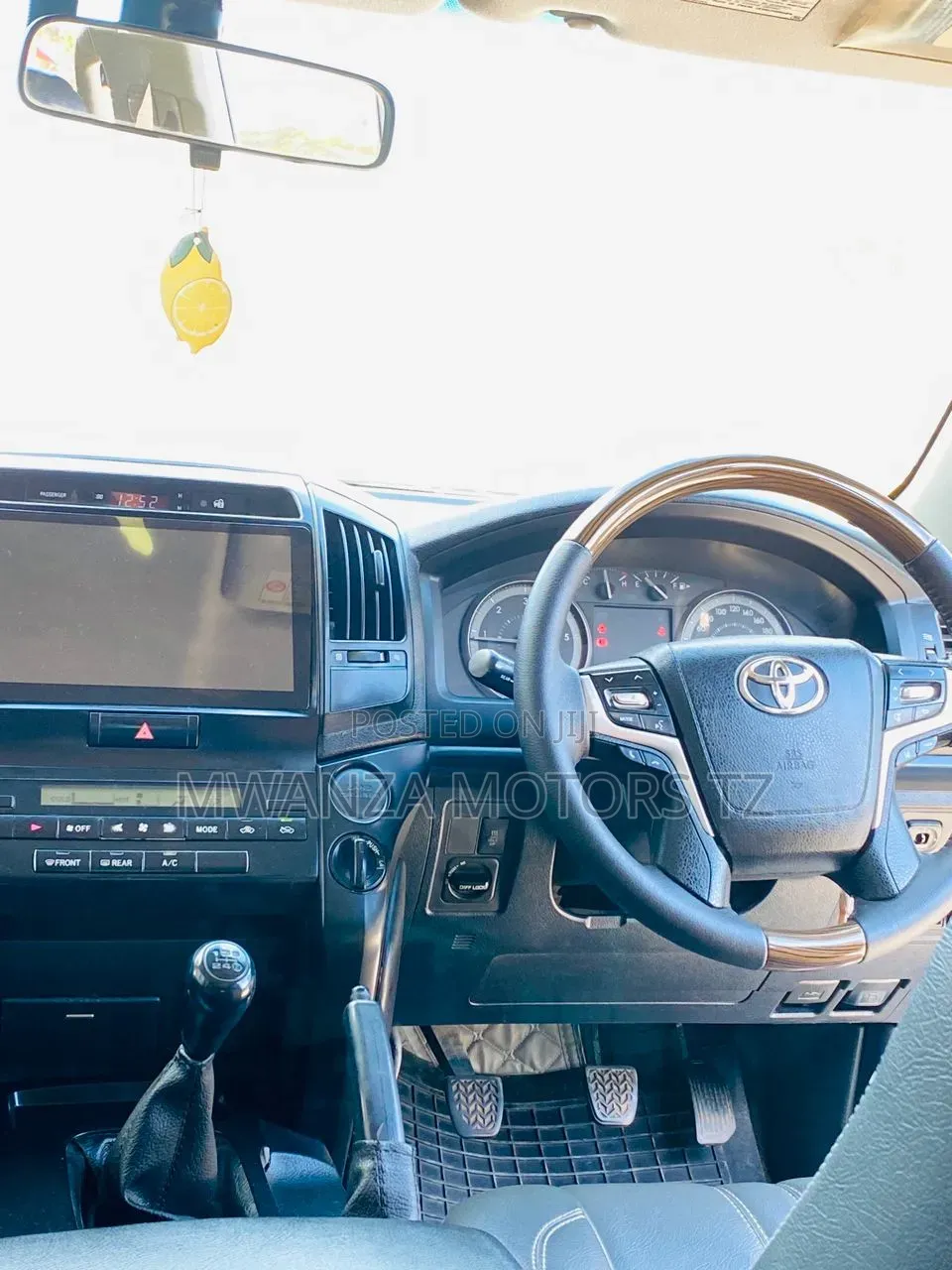 Toyota Land Cruiser 2013 Black