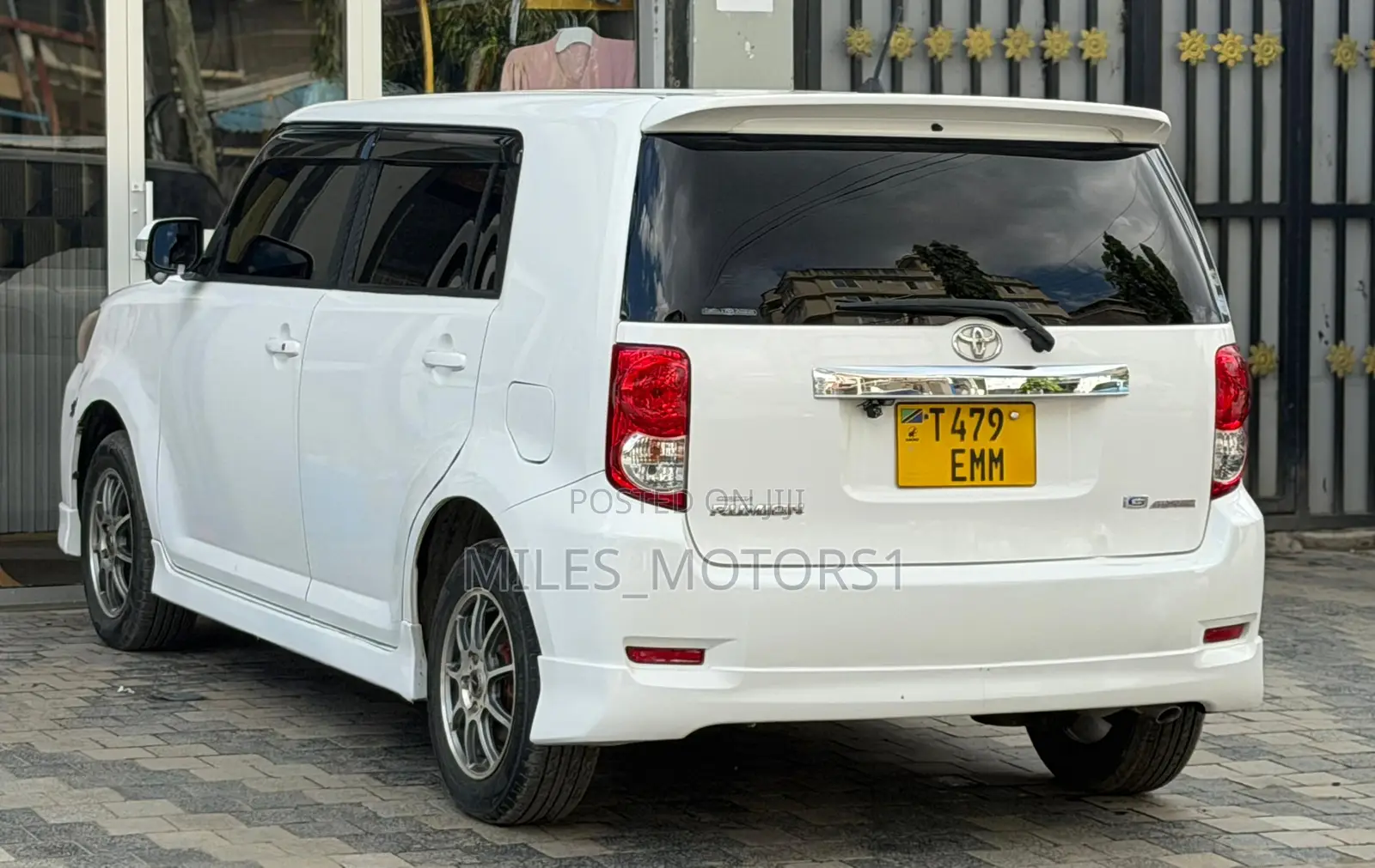 Toyota Corolla Rumion 2007 White