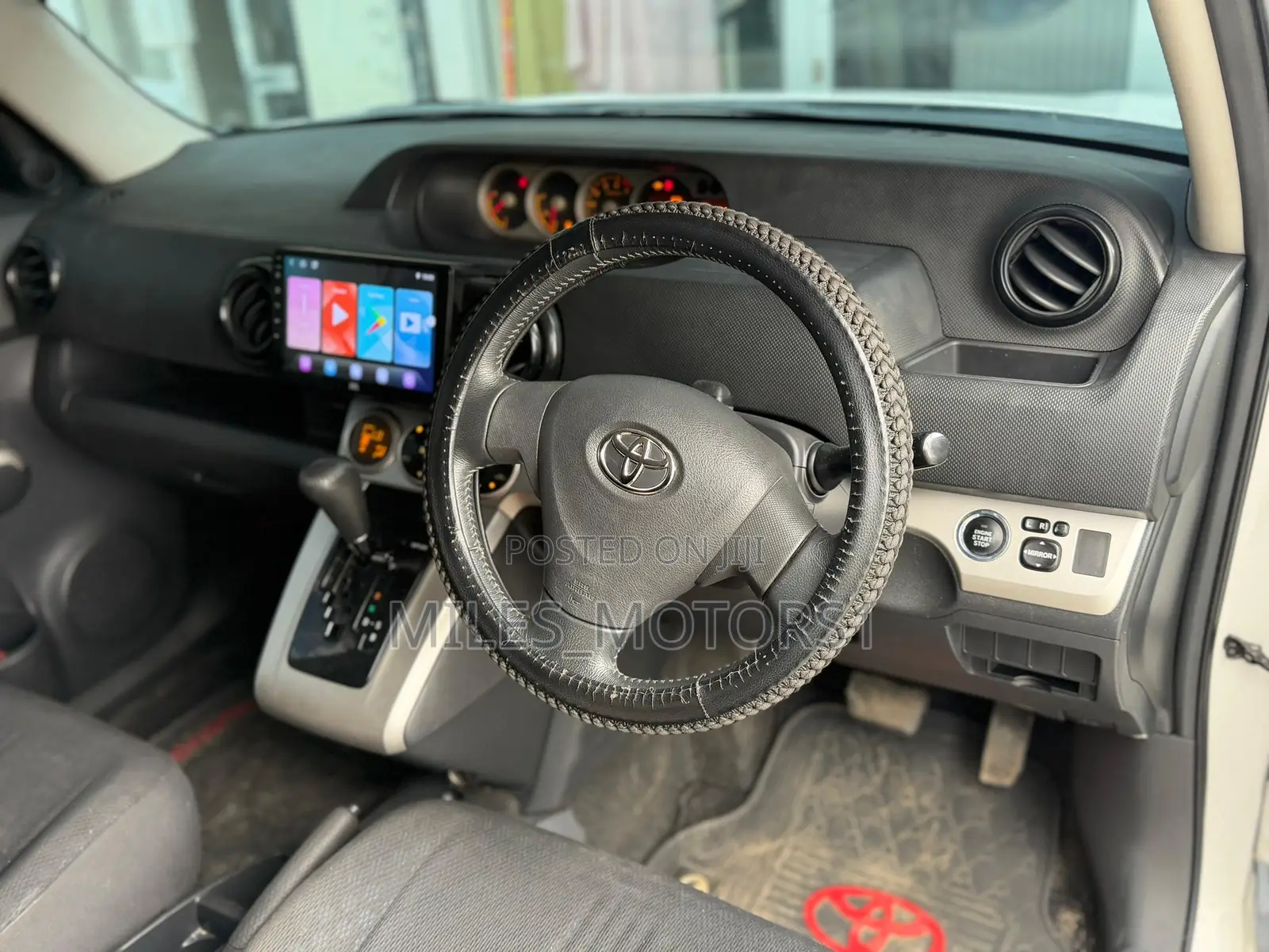Toyota Corolla Rumion 2007 White
