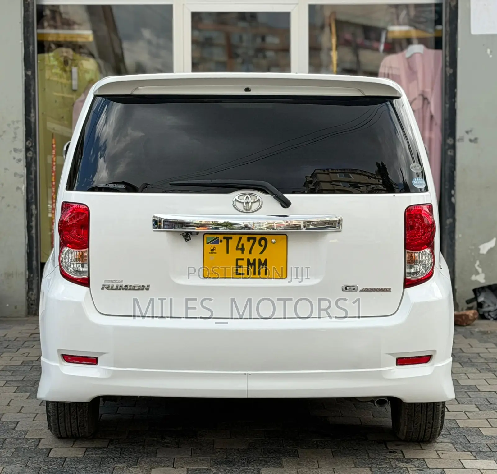 Toyota Corolla Rumion 2007 White
