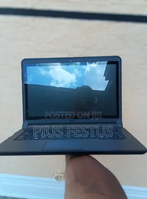 Laptop Dell Latitude 3350 4GB Intel Core i5 HDD 512GB