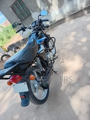 TVS HLX 125 2021 Blue