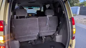 Toyota Noah 2.0 AWD (8 Seater) 2003 Orange