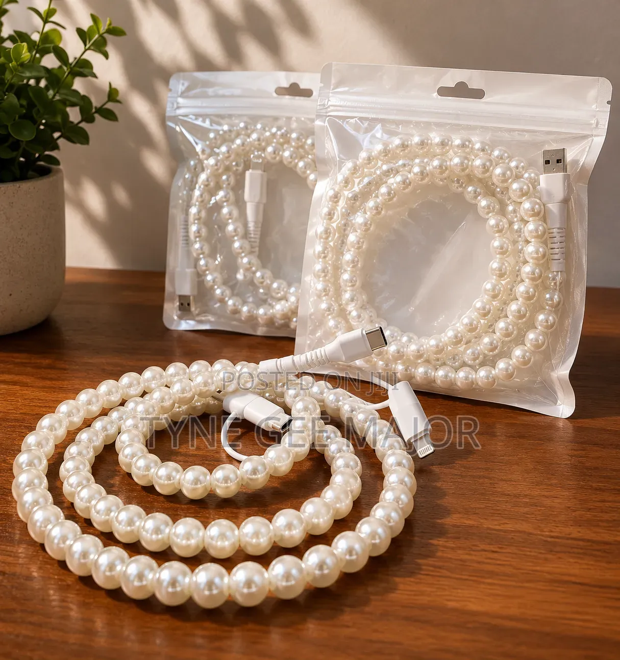 Pearl Charger Usb Cable