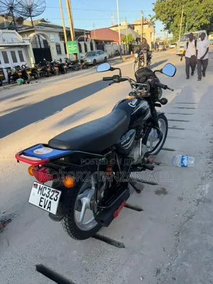 Bajaj Boxer 125 2024 Black