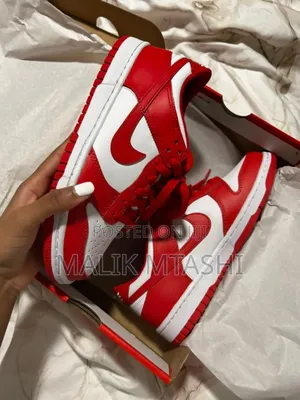 Nike Dunk Low Trainers