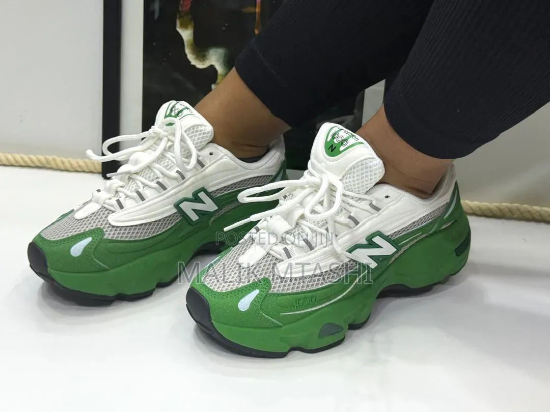 New Balance 1000