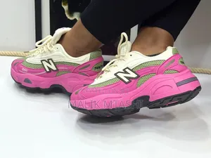 New Balance 1000