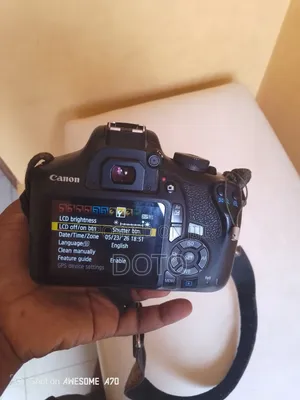 Canon T7 Camera for Sell