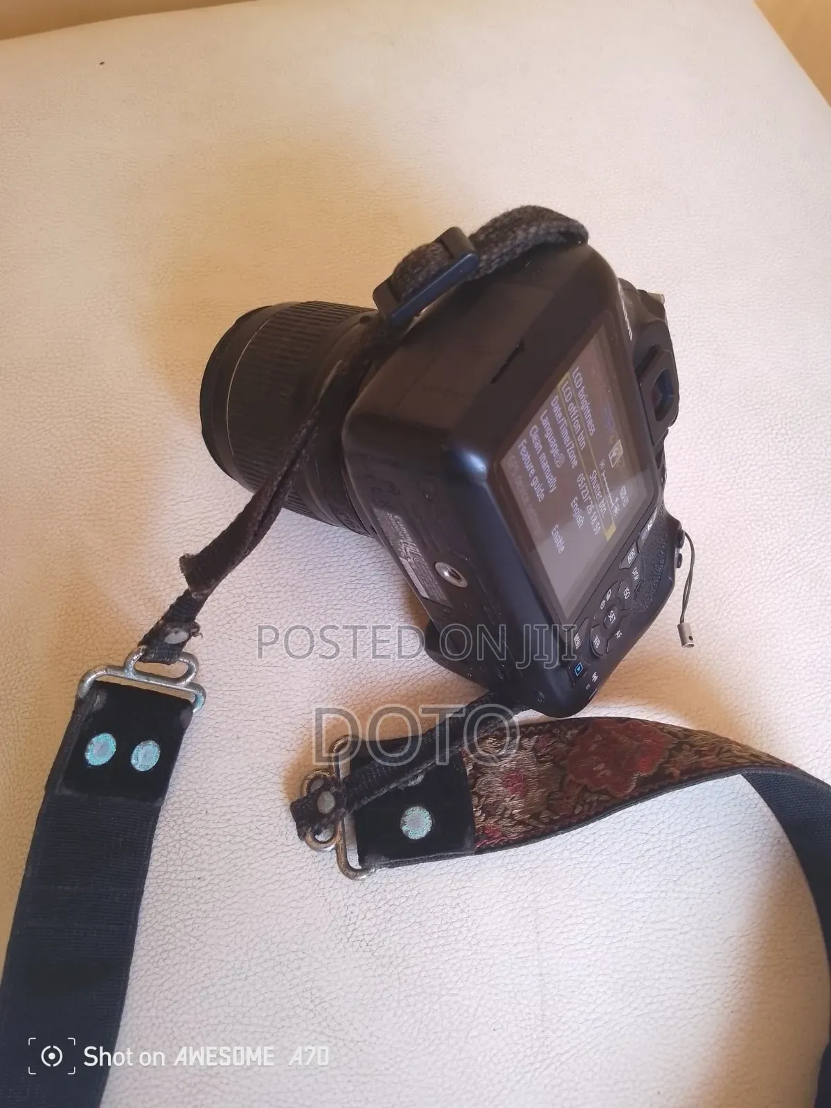 Canon T7 Camera for Sell