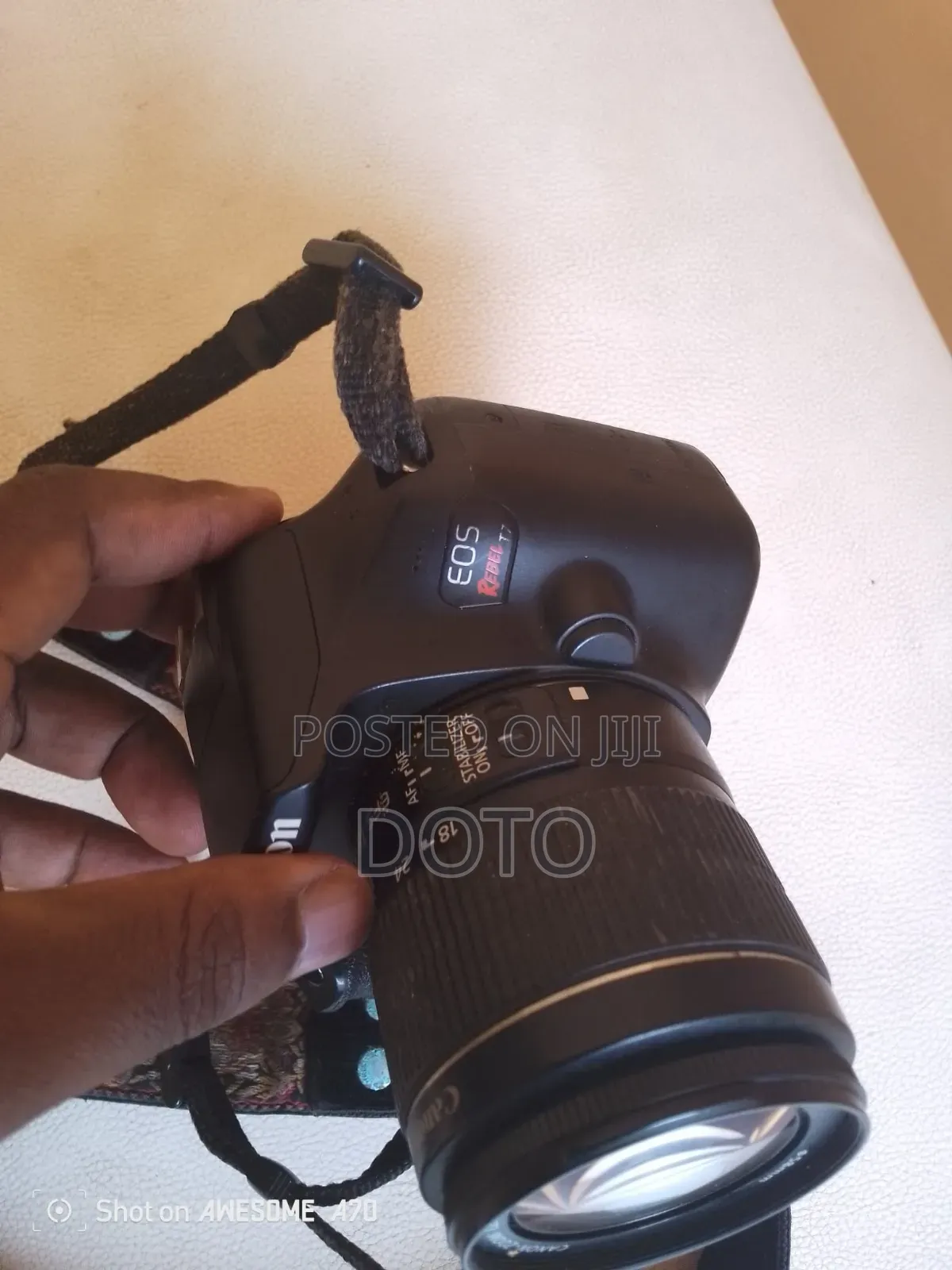 Canon T7 Camera for Sell
