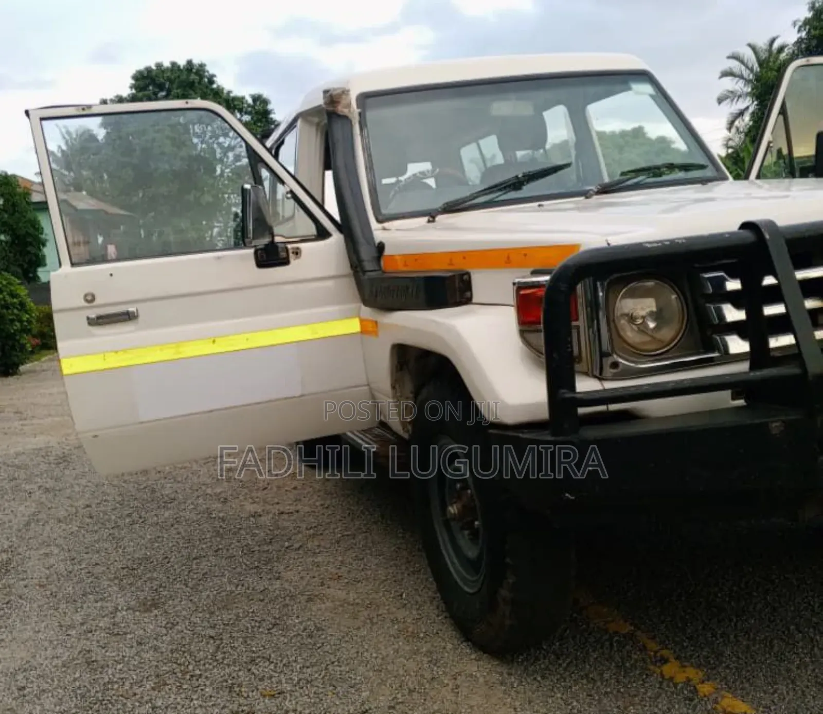 Toyota Land Cruiser 2005 White