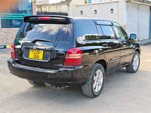 Toyota Kluger 2003 Black
