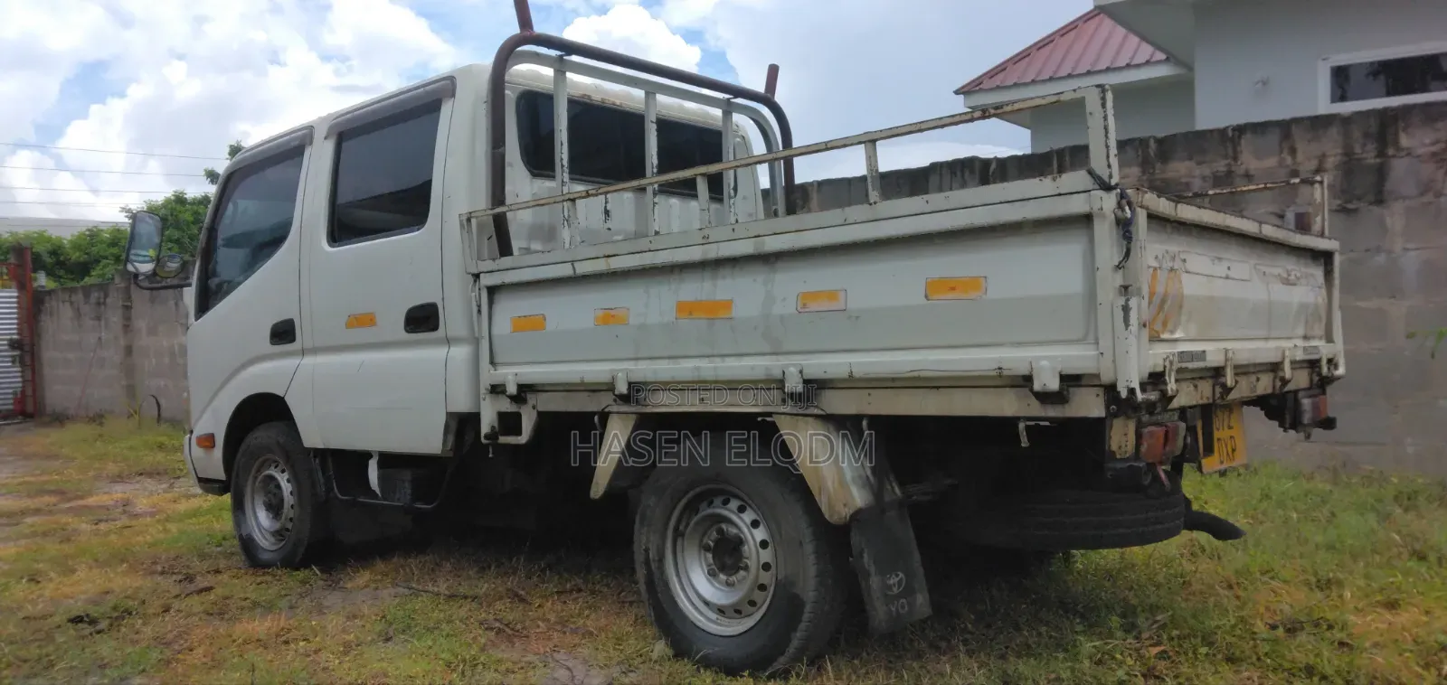 Toyota Dyna 2014 White